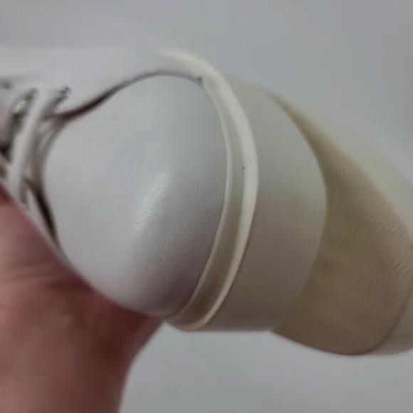 BRAND NEW Linea Paolo Leather Platform Lace Up Sneakers Size 11 - Picture 7 of 12